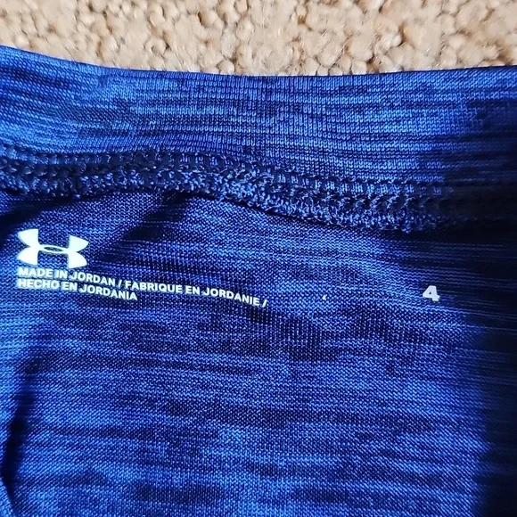 UNDER ARMOUR 4 LOT EUC BOYS 1 SHORT SET 3 SHIRTS - Picture 3 of 14